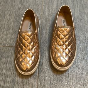 Steve Madden hardly worn 5.5 size